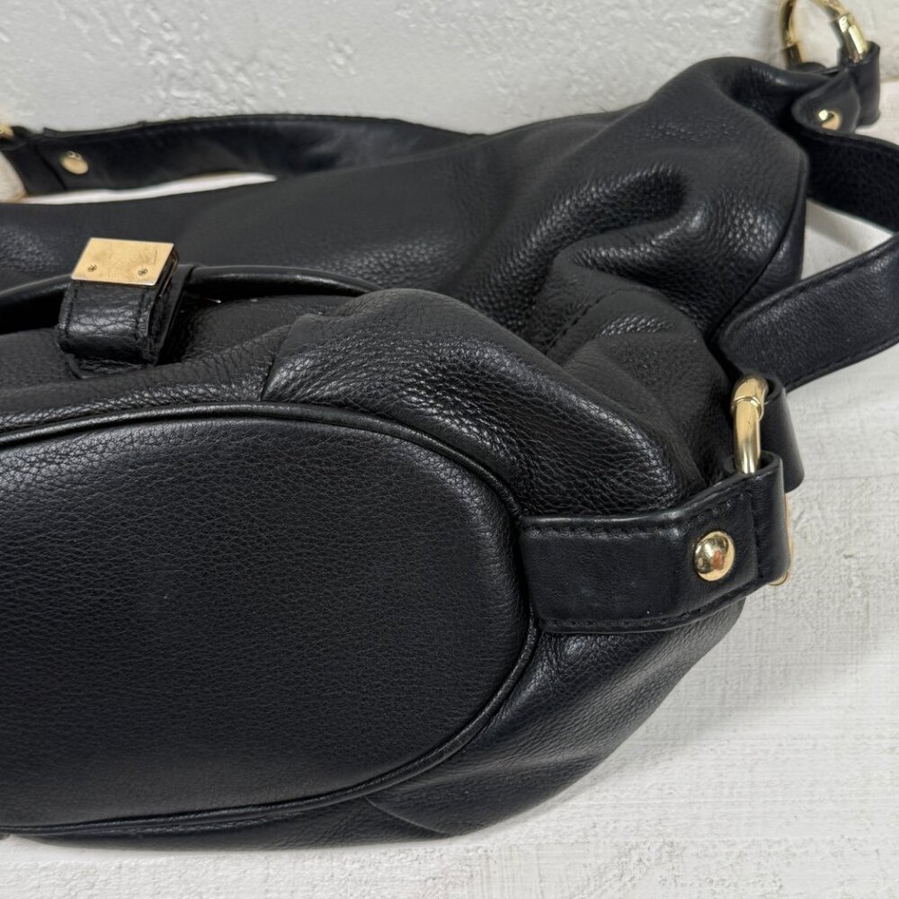 Michael Kors Black Leather Hobo Shoulder Bag Gold MK Logo Zip Top Medium - Picture 7 of 15